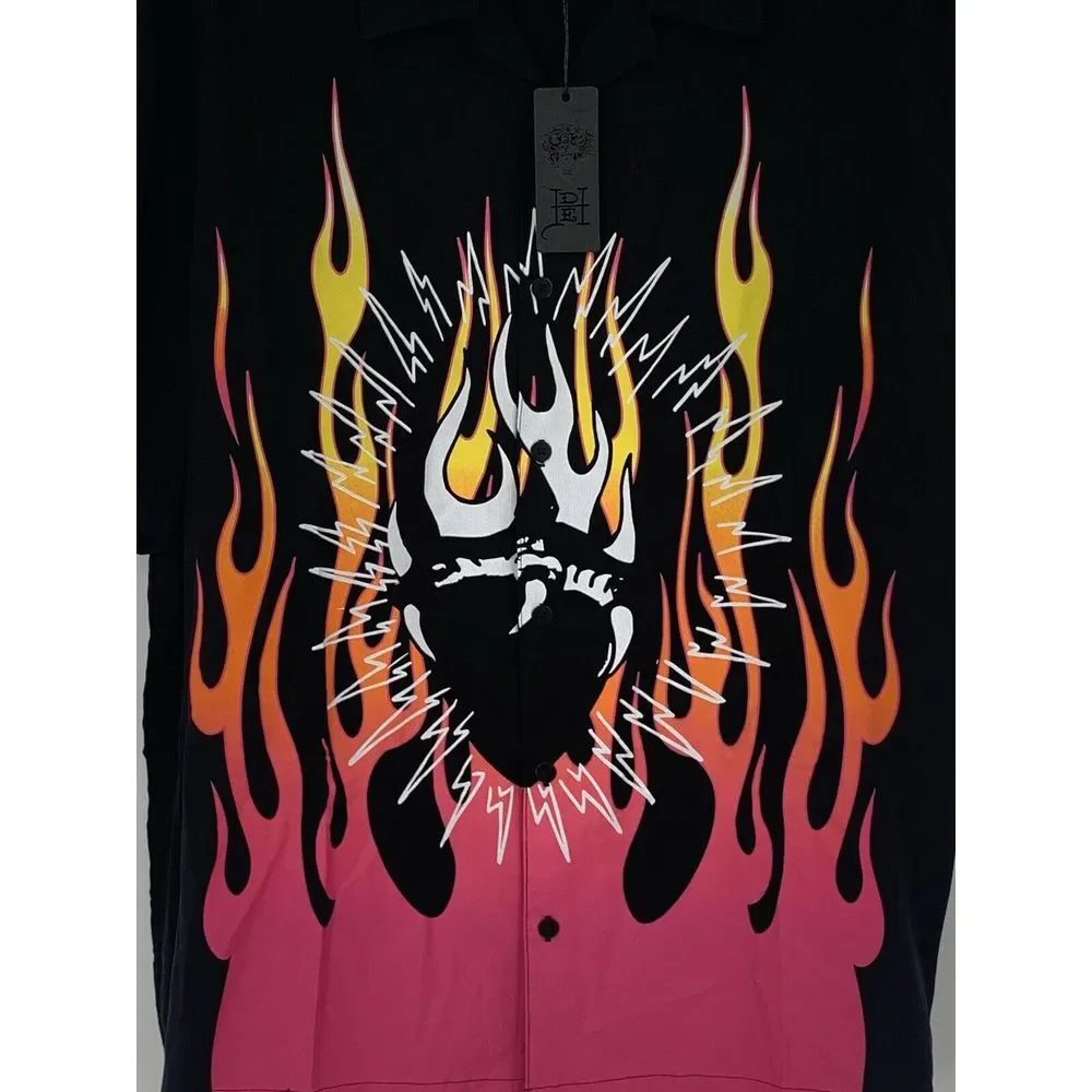 Ed Hardy NWT Tattoo Black Fire Heart Short Sleeve Button Up Men's Shirt Size Sm‎